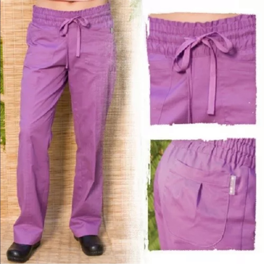 NWT koi scrub pant size extra small